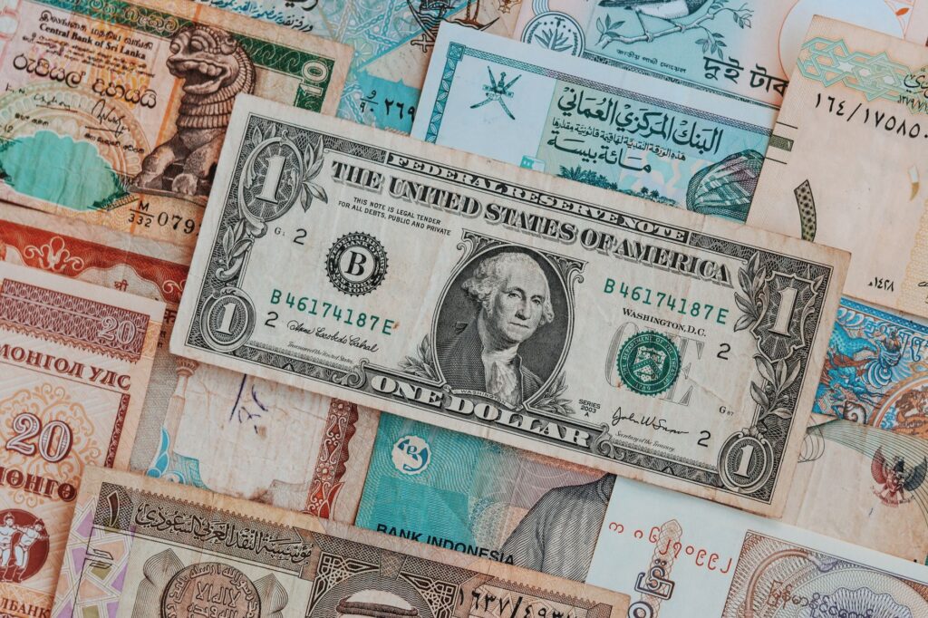 DXY Analysis: Dollar Slips as Fed Focus Returns